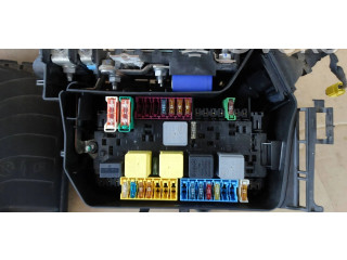 Блок предохранителей A2465400182, A2465400182   Mercedes-Benz A W176    