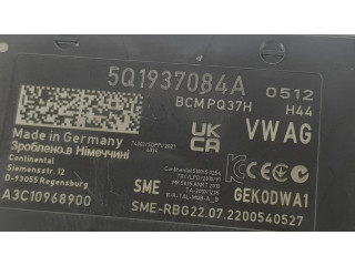 Блок управления 5Q1937084A   Audi A1