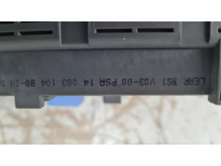 Блок предохранителей 1400310480   Citroen C8    