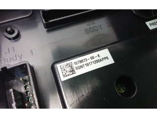 Блок комфорта 107867300K, 146252500D Tesla Model 3