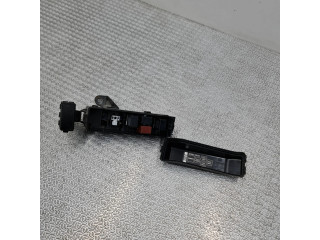   Pojistková skříňka 8266253030, 8500523030   Lexus  200-300 2003