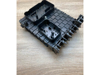 Блок предохранителей 1K0937124P Skoda Octavia Mk2 (1Z)