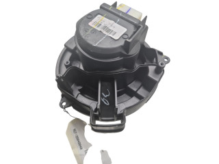 Вентилятор печки 272104788R Renault Clio V