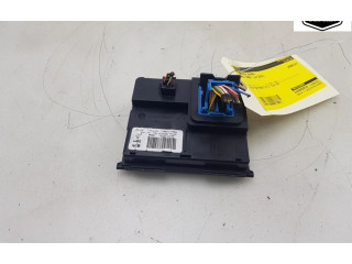 Блок управления 9832228080, 9832228080   Opel Combo E