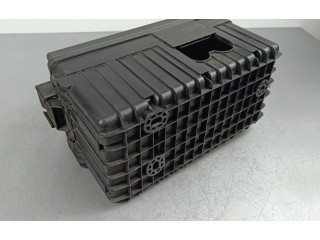 Блок предохранителей  8238036210   SsangYong Rexton    