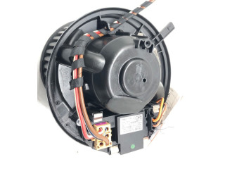 Вентилятор печки Audi Q3 8U