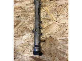 Топливная рампа 8699179 Volvo V70