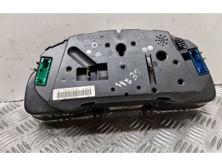 Přístrojová deska Volkswagen PASSAT B5.5 2002 VWZ7Z0A3563298, 3B0920825A