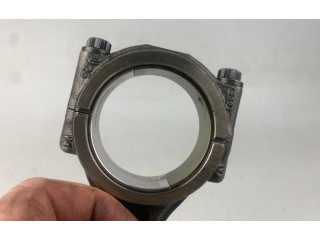  Поршень с шатуном  02604LA, 04LADE  Audi A3 S3 8V  