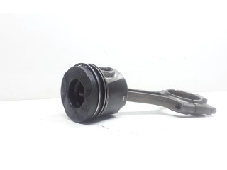  Поршень с шатуном D5244T10   Volvo V70  