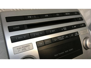 Радио/ проигрыватель CD/DVD / навигация