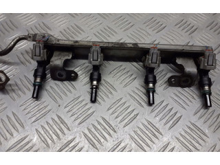 Топливная рампа    Nissan Tiida C11  