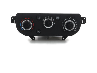 Блок управления климат-контролем 275702104R, R1-1921R   Dacia Spring