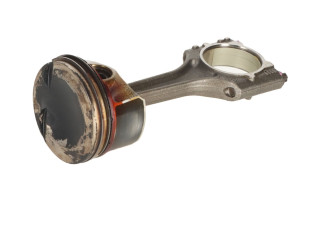 Шатун 06H198401D Volkswagen Golf VII