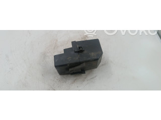 Блок предохранителей 1J0941389b Volkswagen Golf IV