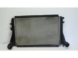 Интеркулер  3C0145805AE   Volkswagen PASSAT B6 2.0