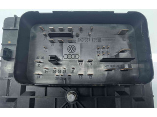 Блок предохранителей  1K0937125D   Audi A3 S3 A3 Sportback 8P    