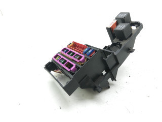 Pojistková skříňka 8K0971845A Audi A4 S4 B8 8K 2008