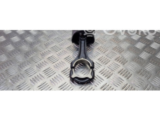 Píst Mercedes-Benz C W203