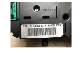 Панель приборов    Volkswagen Polo       