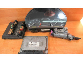 Комплект блоков управления 047906033J Skoda Fabia Mk1 (6Y)