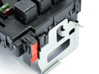 Pojistková skříňka A2219003001, A2215451401 Mercede-Benz S W221 2009