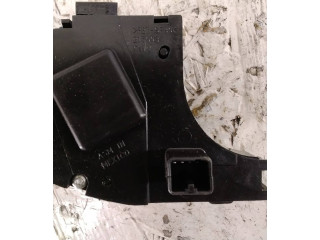 Ручка поворотов/ фонарей Jeep Grand Cherokee (WK) 2005 - 2010 года 215003