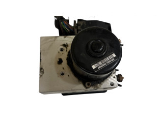 Блок АБС 8671224 Volvo V70 2000 - 2004 года