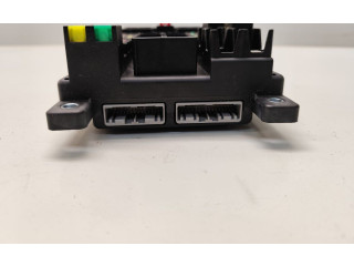 Блок предохранителей  AW9314F041AE, AW93-14F041-AE   Jaguar XJ X351    