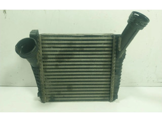 Интеркулер 95511064010 Porsche Cayenne (9PA)