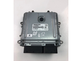 Блок управления двигателем Блок управления 31336983, 0281018414   Volvo V70