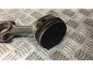 Píst Citroen Xsara pro benzínový motor 1.6