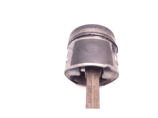 Поршень с шатуном N22A1 N22A1 Honda FR-V