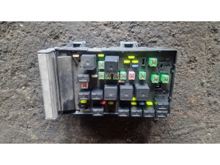 Блок предохранителей Chrysler Voyager