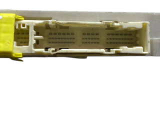 Pojistková skříňka 8273030L30 Lexus GS 250 350 300H 450H 2014