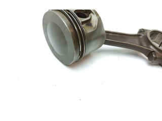 Поршень с шатуном EAC1868, EBC1289 Jaguar XJS