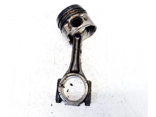 Píst Volkswagen PASSAT B5.5