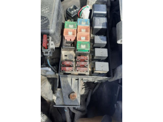 Блок предохранителей Mitsubishi L200