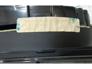 Панель приборов 3B0920822A   Volkswagen PASSAT       