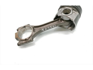  Поршень с шатуном    Volkswagen Golf Cross  