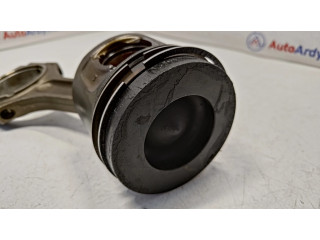  Поршень с шатуном N47 11257803033, 11248473776  BMW 3 E90 E91 для дизельного двигателя 1.8