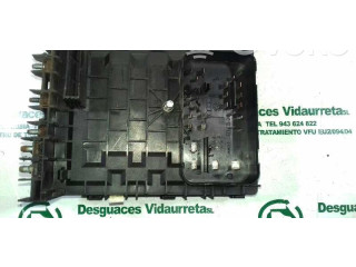 Блок предохранителей 1K0937125   Volkswagen Jetta IV    