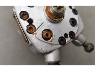 Топливная рампа 0438101039 Audi 80 90 B3