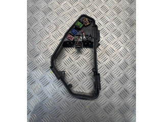 Pojistková skříňka 7L0937615 Audi Q7 4L 2012