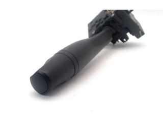 Ручка стеклоочистителей 252605F601   Nissan Vanette