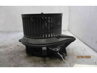 Вентилятор печки 46770835, 22300001 Fiat Grande Punto