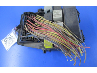 Pojistková skříňka 7703297985, 7703297985 Renault Megane 2000