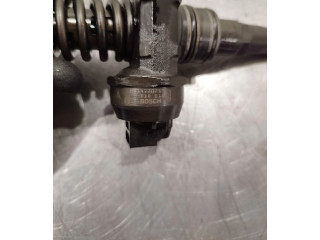 Форсунка 038130073ag, 0414720215    Skoda Octavia Mk2 (1Z)  bxe 