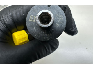 Форсунка 0445110955, 9828959880    Peugeot 2008 I   