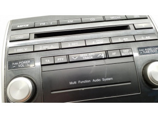 Радио/ проигрыватель CD/DVD / навигация